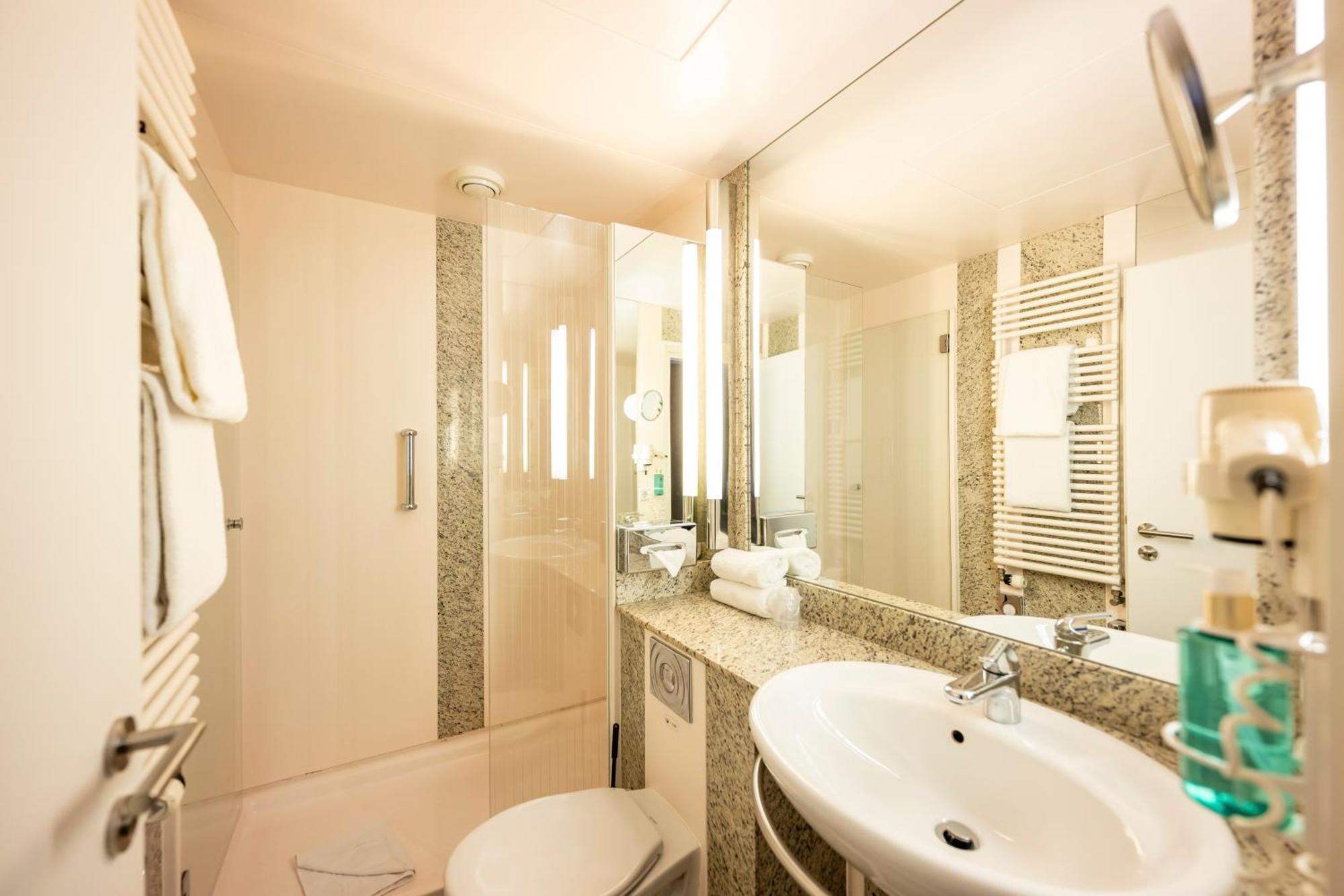 Allgaeustern Hotel Sonthofen Oda fotoğraf